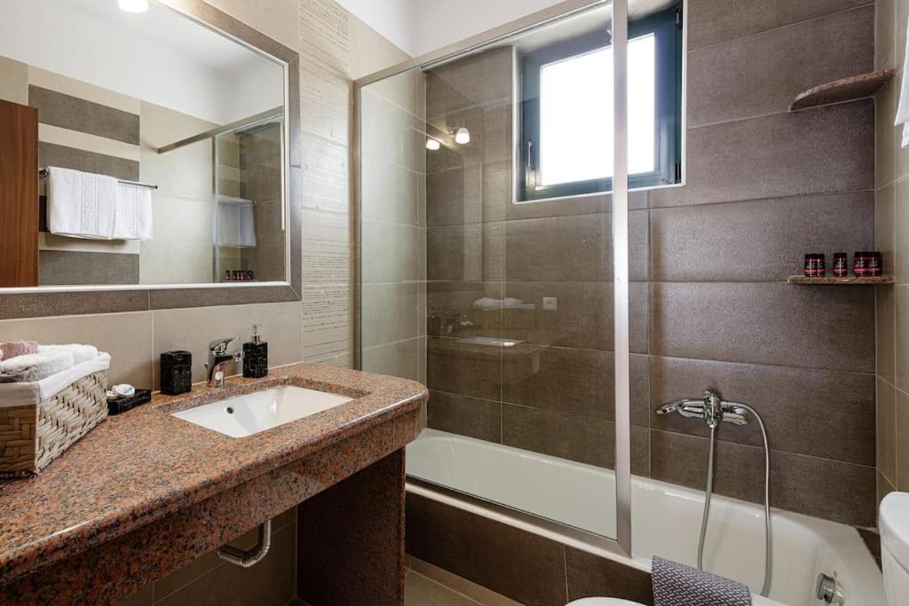 Ferienwohnung Galini House Tria Monastiria Exterior foto